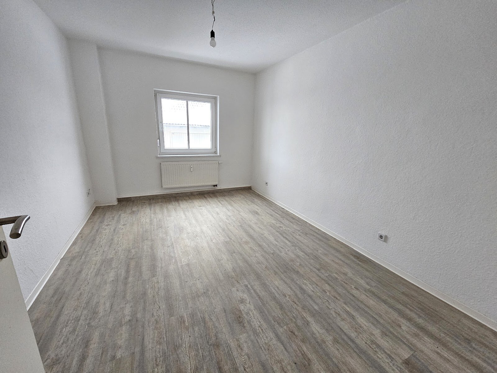 Friedrich-Engels-Straße 28, 04509 Delitzsch