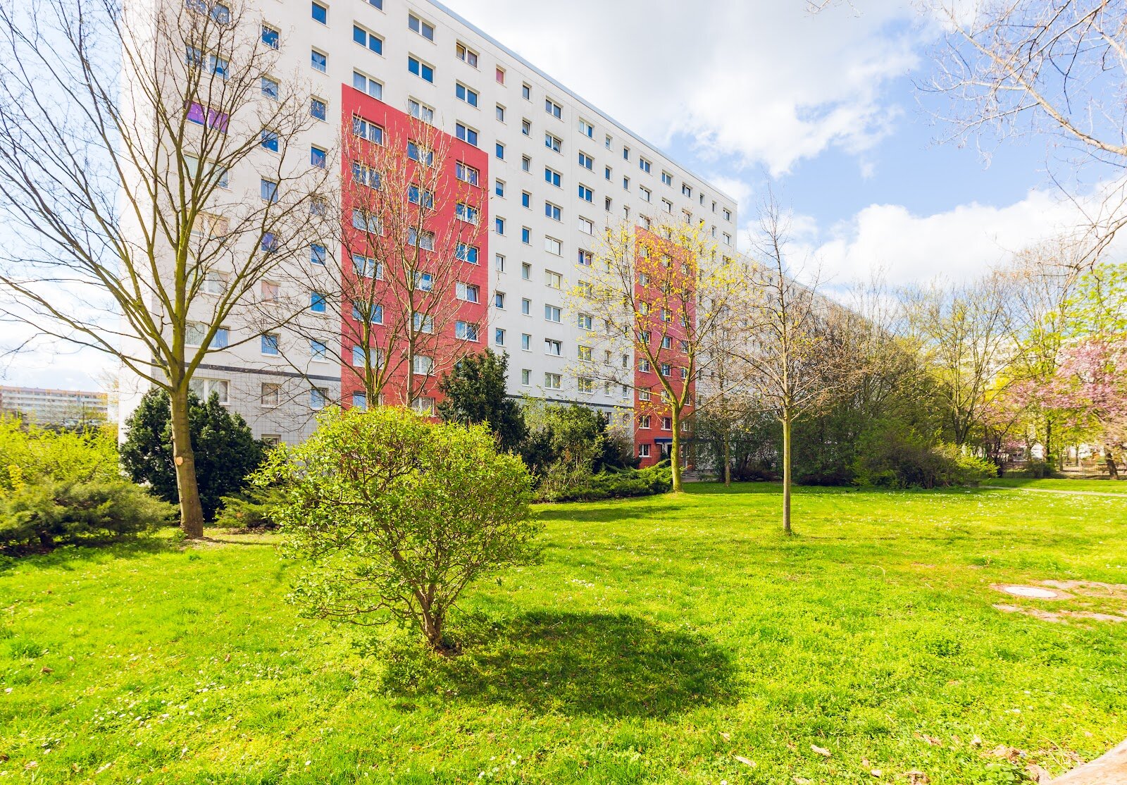 Albert-Einstein-Straße 26, 06122 Halle (Saale)