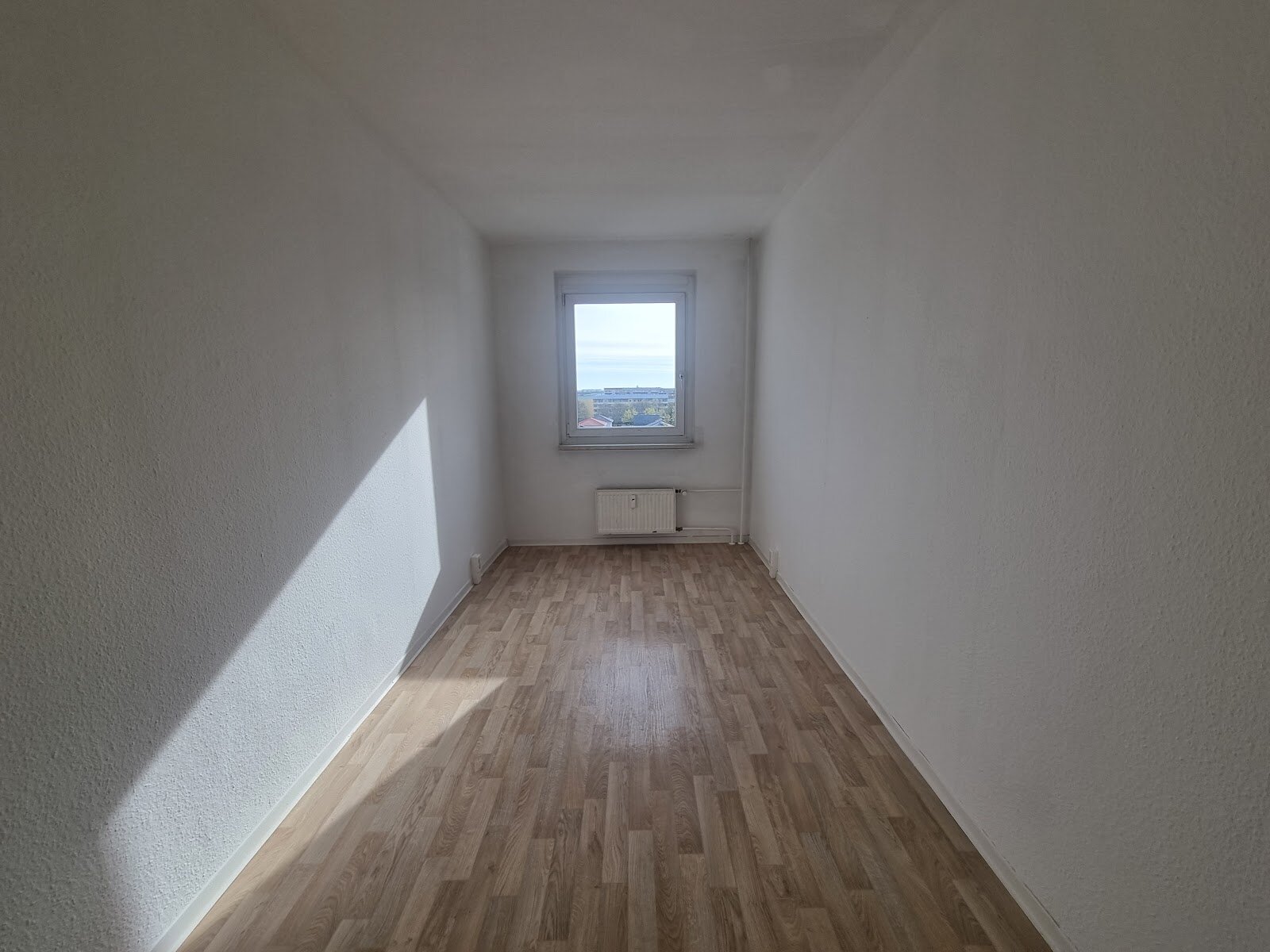 Bruno-Taut-Ring 166, 39130 Magdeburg