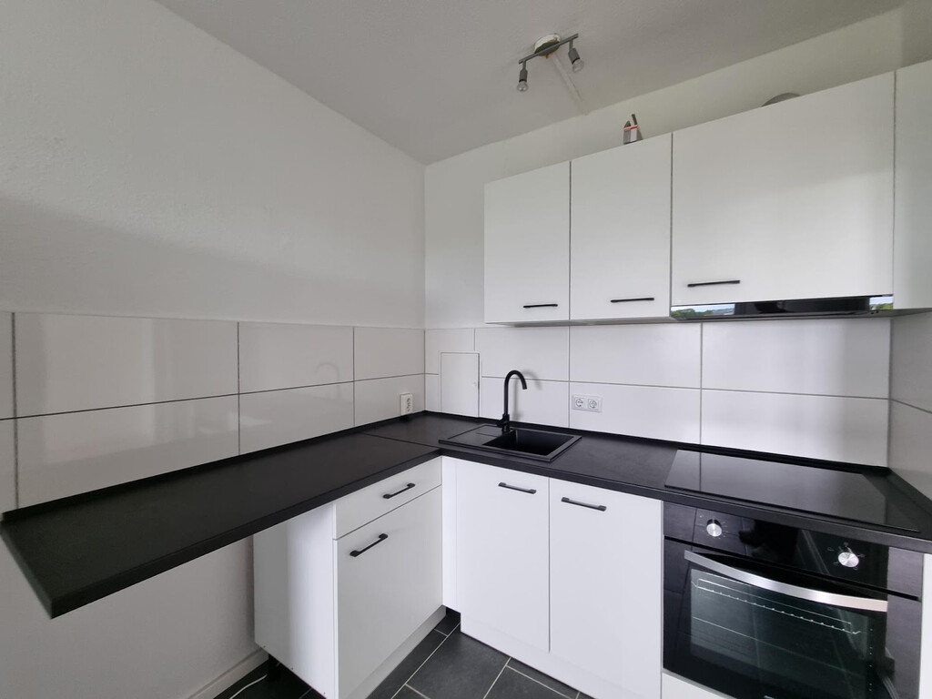Bruno-Taut-Ring 174, 39130 Magdeburg