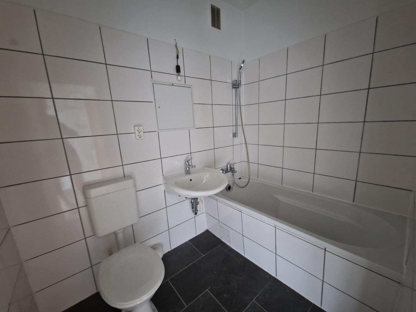 Blockmacherring 46, 18109 Rostock