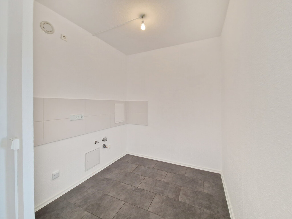 Albert-Köhler-Straße 13, 09122 Chemnitz